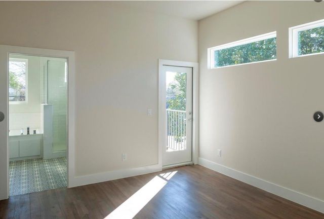 5209 Nichols Street, Houston, TX 77020