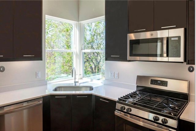 5209 Nichols Street, Houston, TX 77020