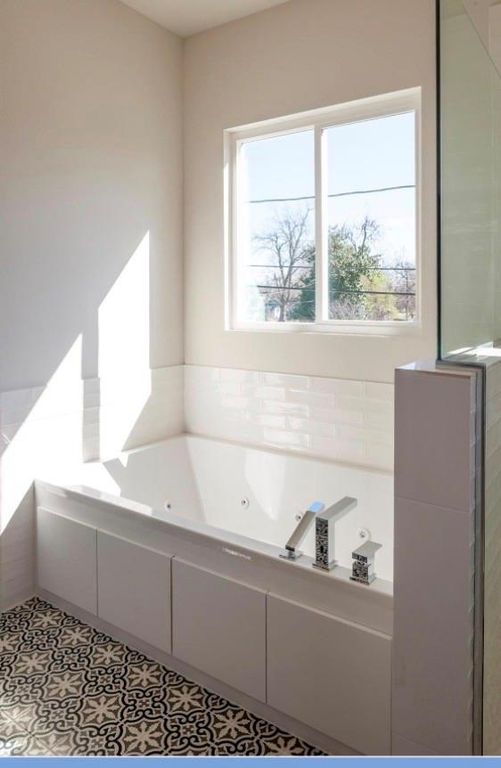 5209 Nichols Street, Houston, TX 77020