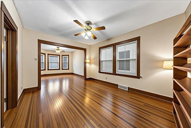 5021 W Irving Park Road, Chicago, IL 60641