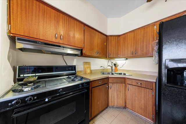 5021 W Irving Park Road, Chicago, IL 60641