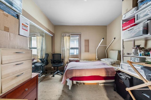 5021 W Irving Park Road, Chicago, IL 60641