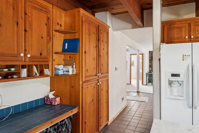 27 Beechwood Ct, Napa, CA 94558