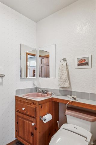 27 Beechwood Ct, Napa, CA 94558