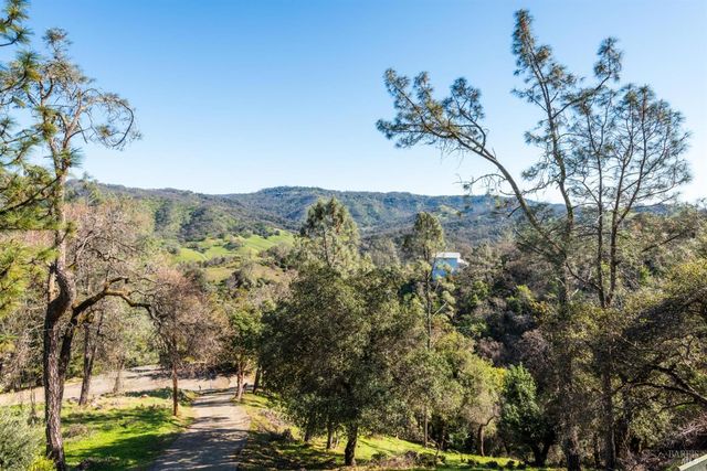 27 Beechwood Ct, Napa, CA 94558