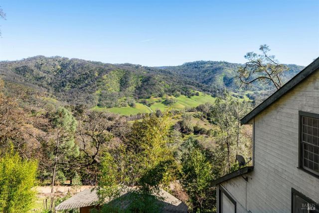 27 Beechwood Ct, Napa, CA 94558