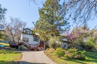 27 Beechwood Ct, Napa, CA 94558