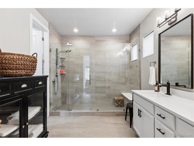 6587 Merrimack Dr, Castle Pines, CO 80108