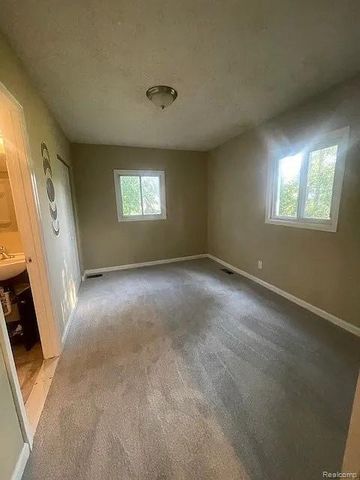 144 N Ford Boulevard, Ypsilanti, MI 48198