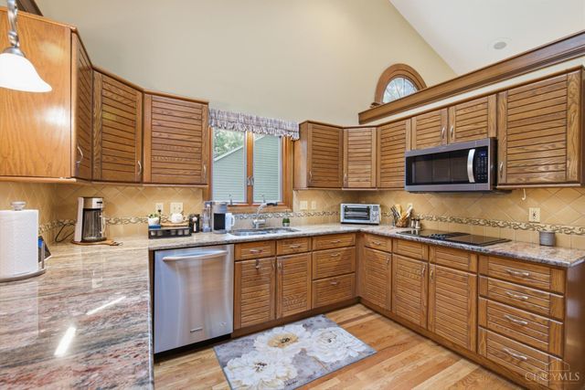 9450 Kemper Grove Lane, Symmes Twp, OH 45140