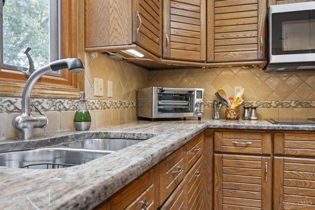 9450 Kemper Grove Lane, Symmes Twp, OH 45140