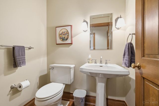 9450 Kemper Grove Lane, Symmes Twp, OH 45140