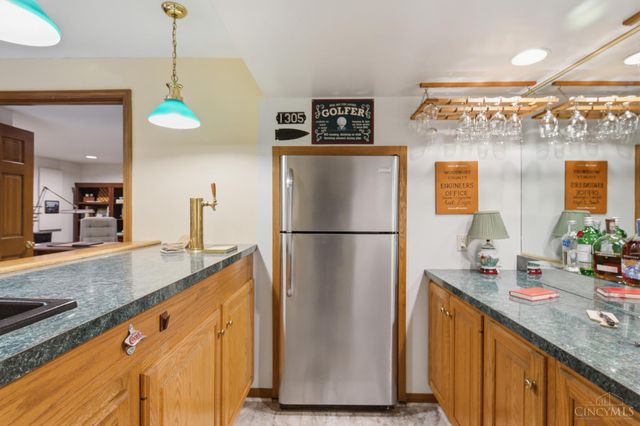 9450 Kemper Grove Lane, Symmes Twp, OH 45140