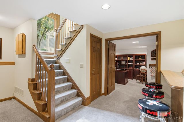 9450 Kemper Grove Lane, Symmes Twp, OH 45140