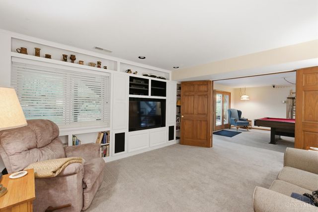 9450 Kemper Grove Lane, Symmes Twp, OH 45140