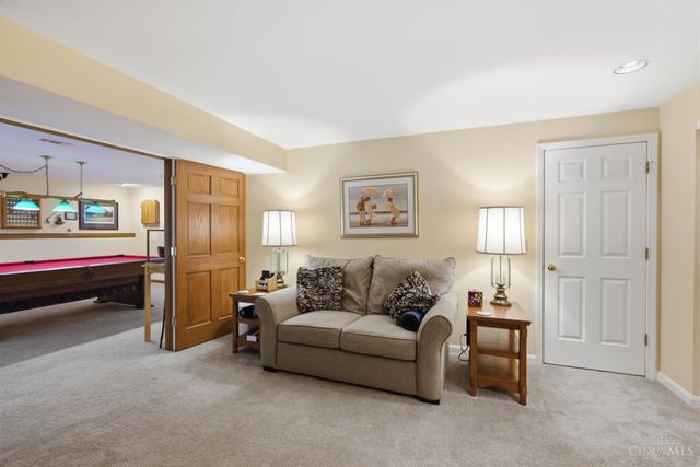 9450 Kemper Grove Lane, Symmes Twp, OH 45140