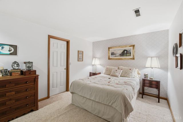 9450 Kemper Grove Lane, Symmes Twp, OH 45140