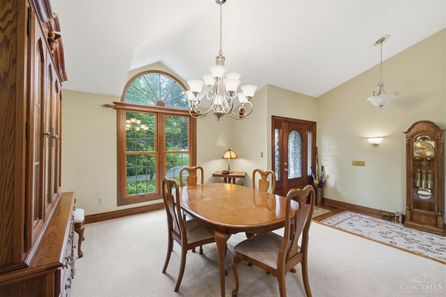 9450 Kemper Grove Lane, Symmes Twp, OH 45140