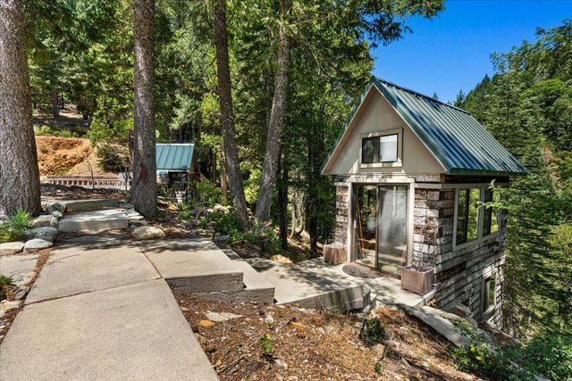 200 Craycroft Ridge Rd, Downieville, CA 95936