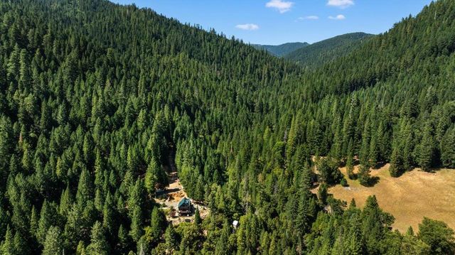 200 Craycroft Ridge Rd, Downieville, CA 95936