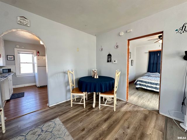 1418 S 11TH Street, Pekin, IL 61554