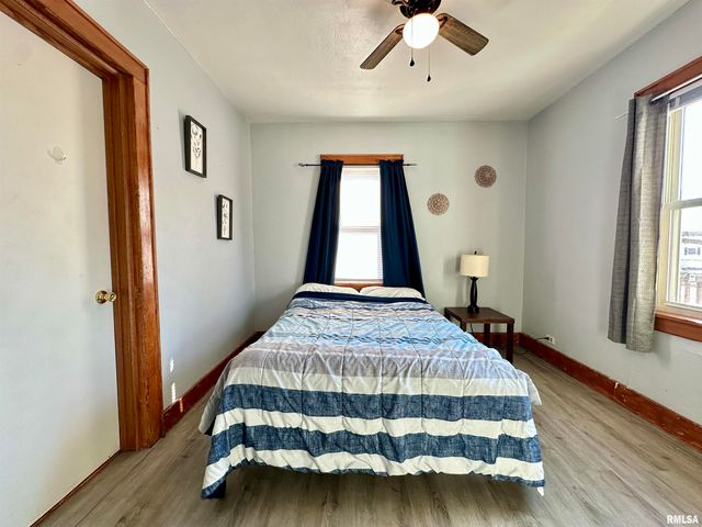 1418 S 11TH Street, Pekin, IL 61554