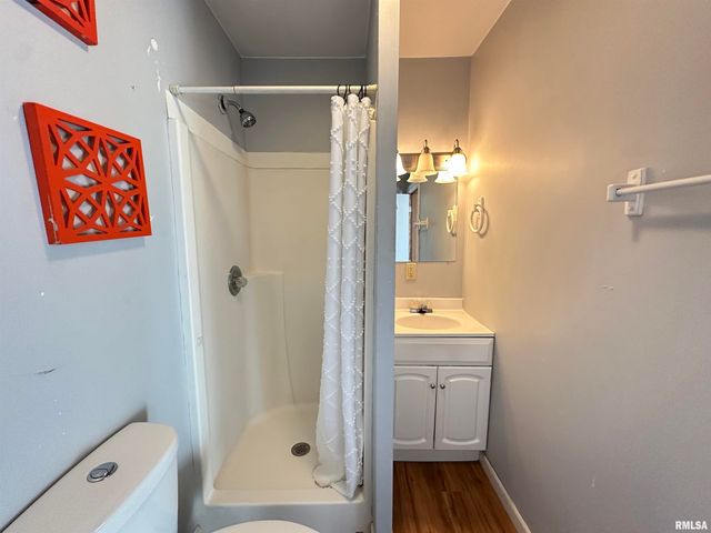 1418 S 11TH Street, Pekin, IL 61554