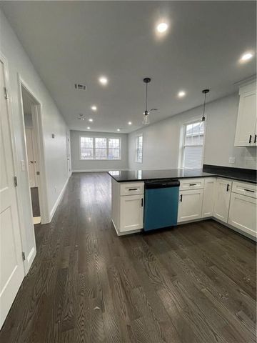 14 Sherwood Street 2, Providence, RI 02908