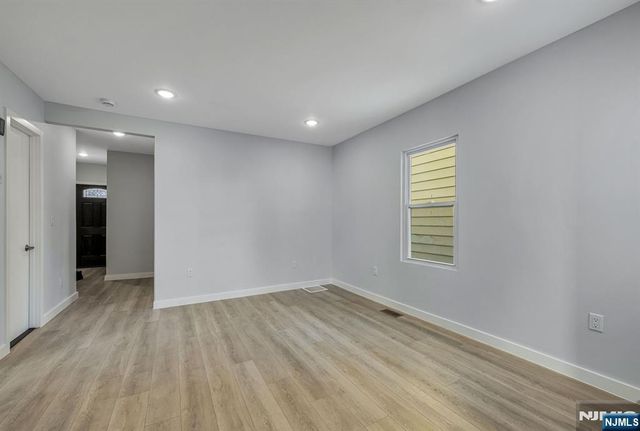 17 Mission Street 1, Montclair, NJ 07042