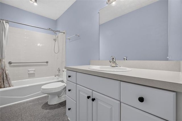 908 River Rock Drive, Woodstock, GA 30188