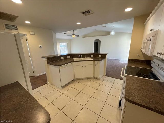 2639 NW 24th PL, Cape Coral, FL 33993