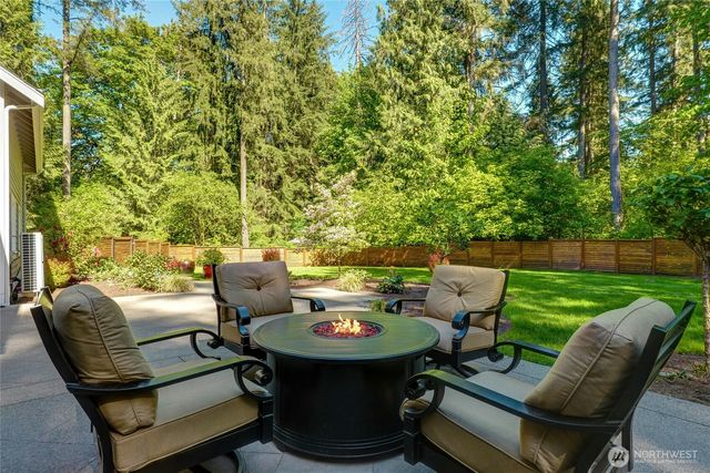 19930 170th Avenue NE, Woodinville, WA 98072