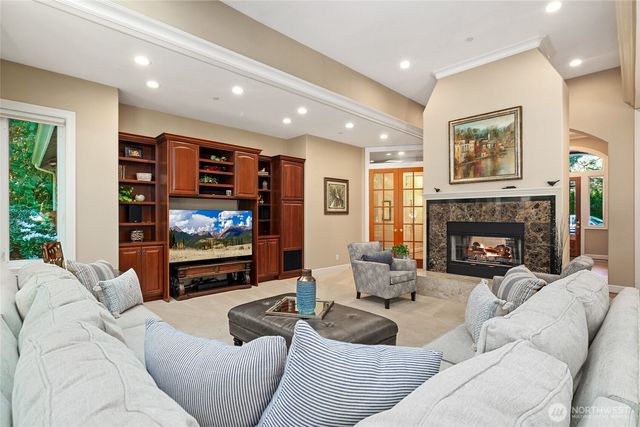 19930 170th Avenue NE, Woodinville, WA 98072