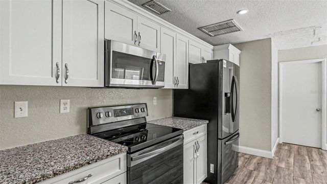 3180 FLAMINGO LANE, Mulberry, FL 33860