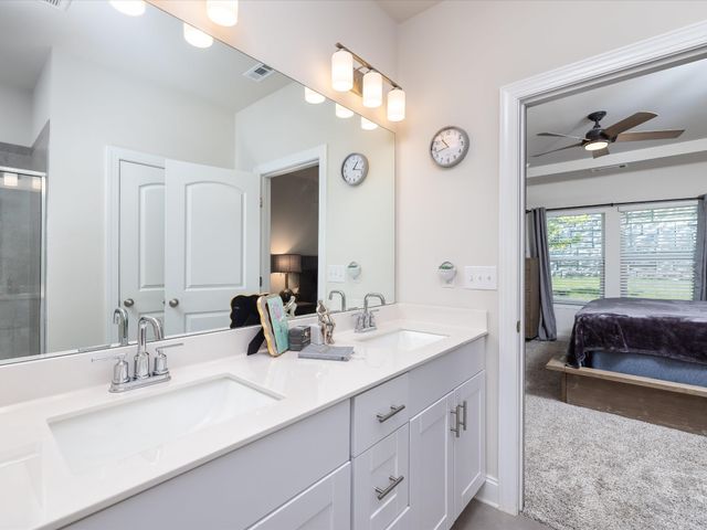7389 Blue Gable Rd, Hermitage, TN 37076