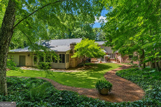 682 Austin Drive SE, Smyrna, GA 30082