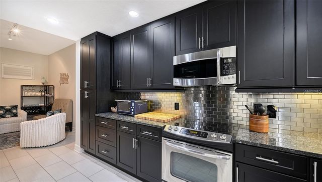 1921 MONTE CARLO DRIVE 302, Sarasota, FL 34231