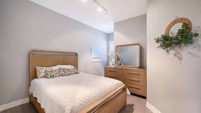 1921 MONTE CARLO DRIVE 302, Sarasota, FL 34231