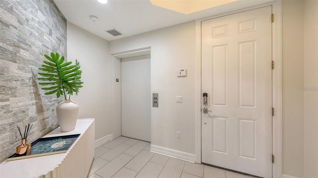 1921 MONTE CARLO DRIVE 302, Sarasota, FL 34231