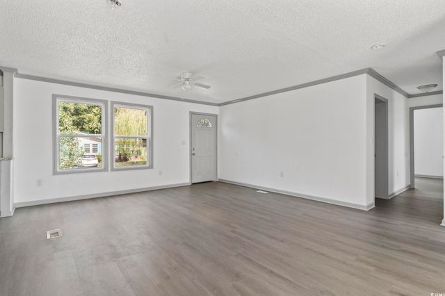 1062 Weslin Creek Dr., Myrtle Beach, SC 29588