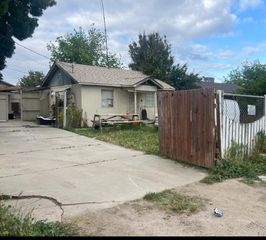 321 Olivero Rd, Modesto, CA 95358