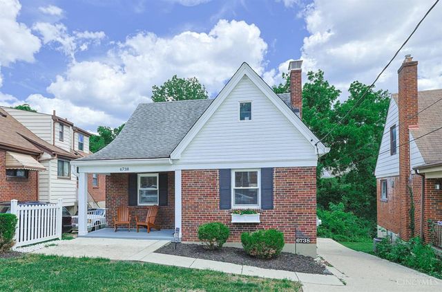 6738 Hampton Drive, Silverton, OH 45236