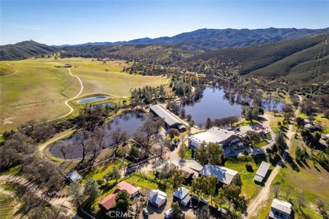 535 Calf Canyon Highway, Creston, CA 93432