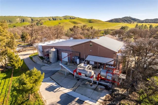 535 Calf Canyon Highway, Creston, CA 93432