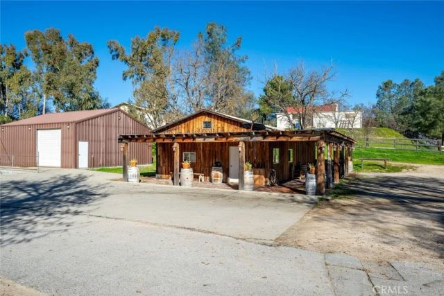 535 Calf Canyon Highway, Creston, CA 93432