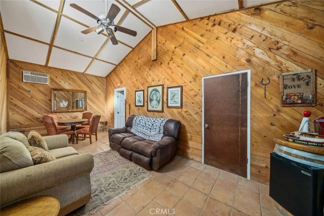 535 Calf Canyon Highway, Creston, CA 93432