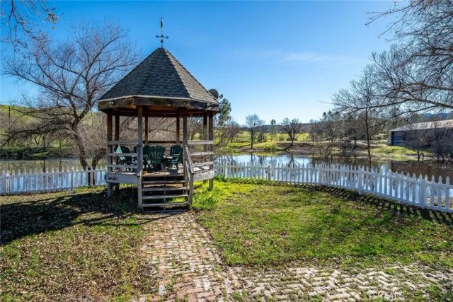 535 Calf Canyon Highway, Creston, CA 93432