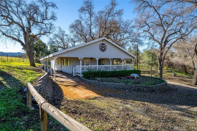 535 Calf Canyon Highway, Creston, CA 93432