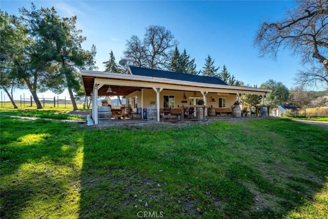 535 Calf Canyon Highway, Creston, CA 93432