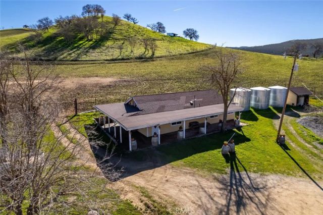 535 Calf Canyon Highway, Creston, CA 93432
